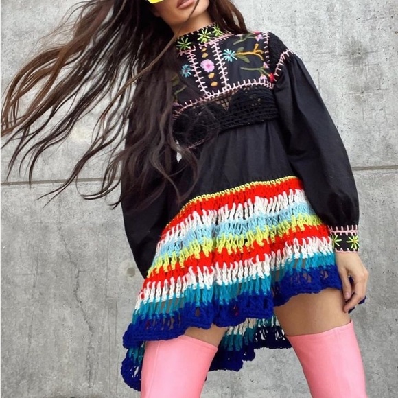 CeliaB Dresses & Skirts - Celia B Scarlett Black Crochet Colorful Floral Long Sleeve Artsy Mini Dress M
